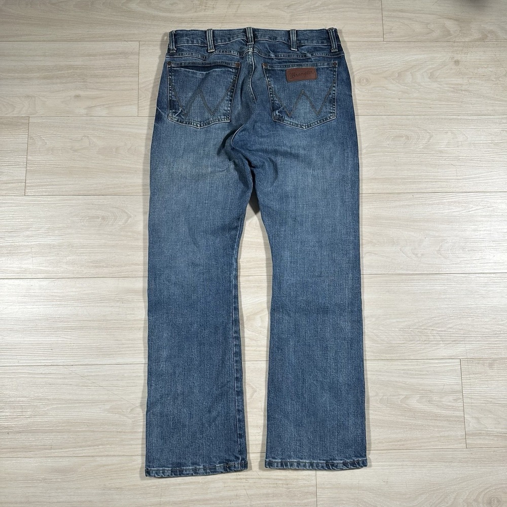 Wrangler Retro Mens 31x32 Blue Slim Straight Bootcut Cowboy Jeans 1077MWZGL - Picture 2 of 8